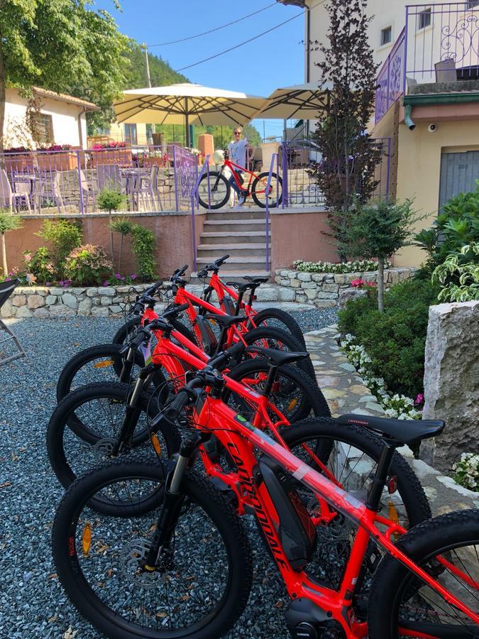 Hotel Corona Hotel Spiazzi Di Caprino